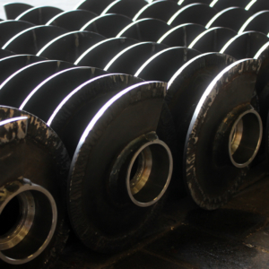 Hochverschleißfeste Schneckenwellen mit aufgepanzerten Schneckenflügeln