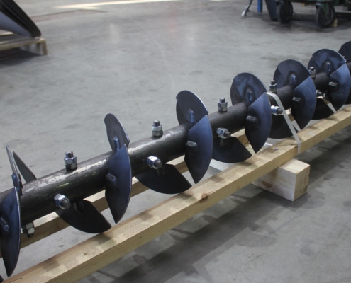 Schneckenwelle mit verschraubten Paddeln Schneckenwelle mit verschraubten Paddeln