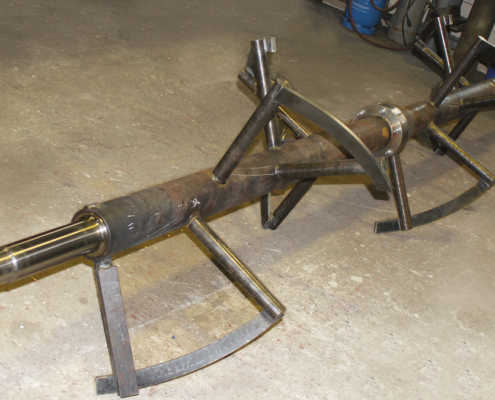 Mischwelle Ø950 mit einzelnen Mischsegmenten, mittig geflanscht bzw. geteilt Mischwelle Ø950 mit einzelnen Mischsegmenten, mittig geflanscht bzw. geteilt