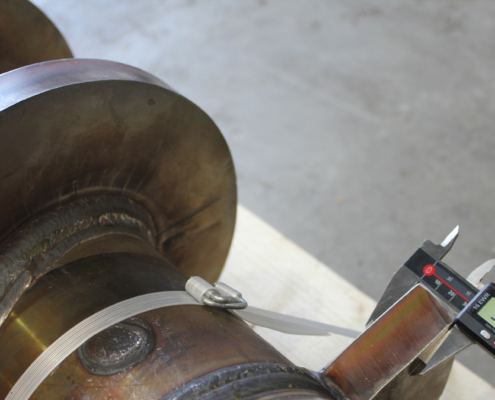 Pumpenschneckenwellen mit Schneckenflügeln in 30mm Blechstärke