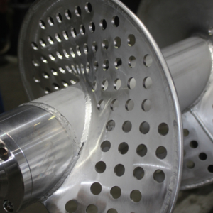 Schneckenwelle mit aufgesetzten Vollflügeln, Mischpaddeln und Rundstählen