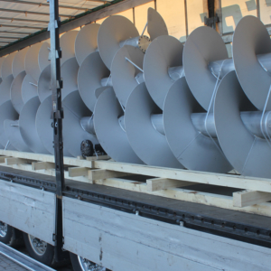 Schneckenwellen Ø800 mit geflanschten Zapfen aus 1.4541 Schneckenwellen Ø800 mit geflanschten Zapfen aus 1.4541