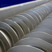 Kämmende Doppelschnecke mit Vollflügeln