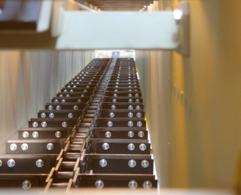 Trogkettenförderer