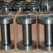 Zwischenlagerbolzen / Mittellagerzapfen Zwischenlagerbolzen / Mittellagerzapfen