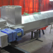 Heizschnecke mit isoliertem Schneckentrog Heizschnecke mit isoliertem Schneckentrog