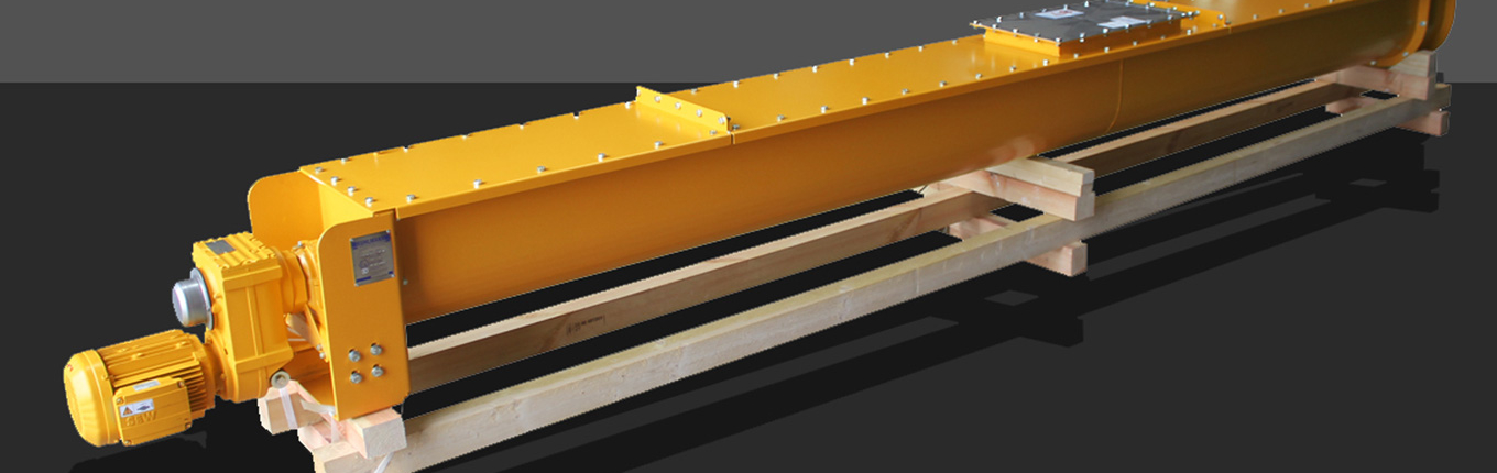 Auslieferung eines Trogförderers Auslieferung eines Trogförderers